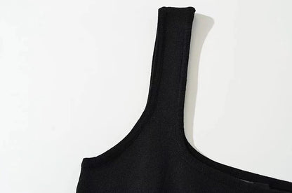 Must-Have: Sleek V-Neck Backless Bodysuit in 6 Colors