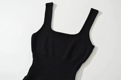 Must-Have: Sleek V-Neck Backless Bodysuit in 6 Colors